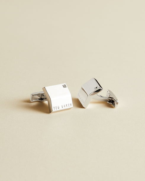 <P Class="Description">A Treat For Yourself Or A Friend, The Summers Cufflinks Are A Pair Which Will See You Through Any S...